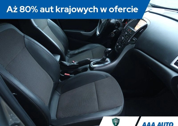 Opel Astra cena 21000 przebieg: 281787, rok produkcji 2013 z Krobia małe 254